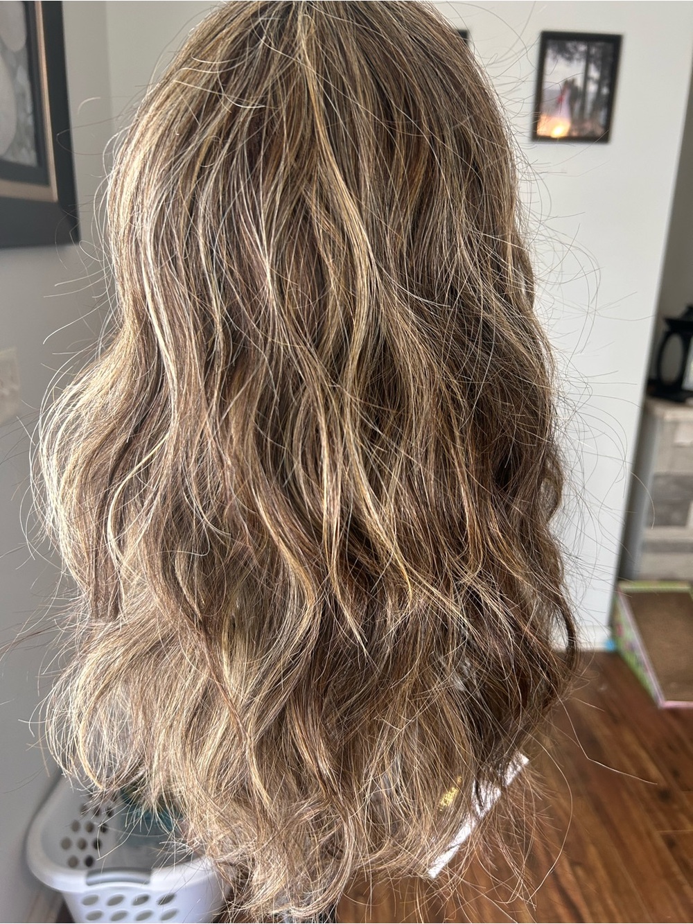 Belle Tress Westwood wig - Picture 2 of 6